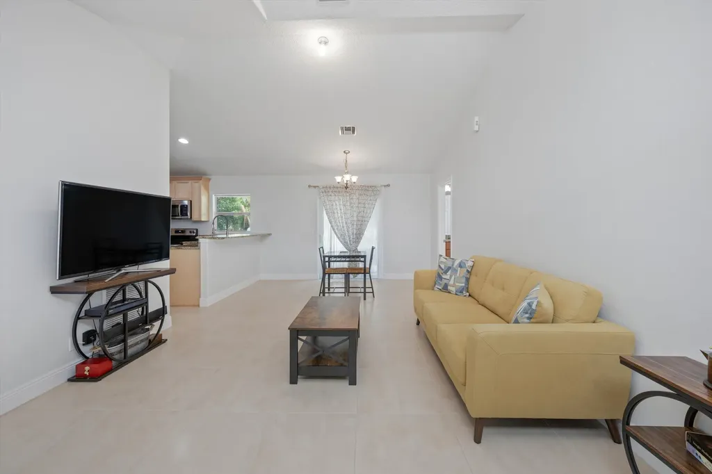 17038 N 61st Place Place N The Acreage FL 33470