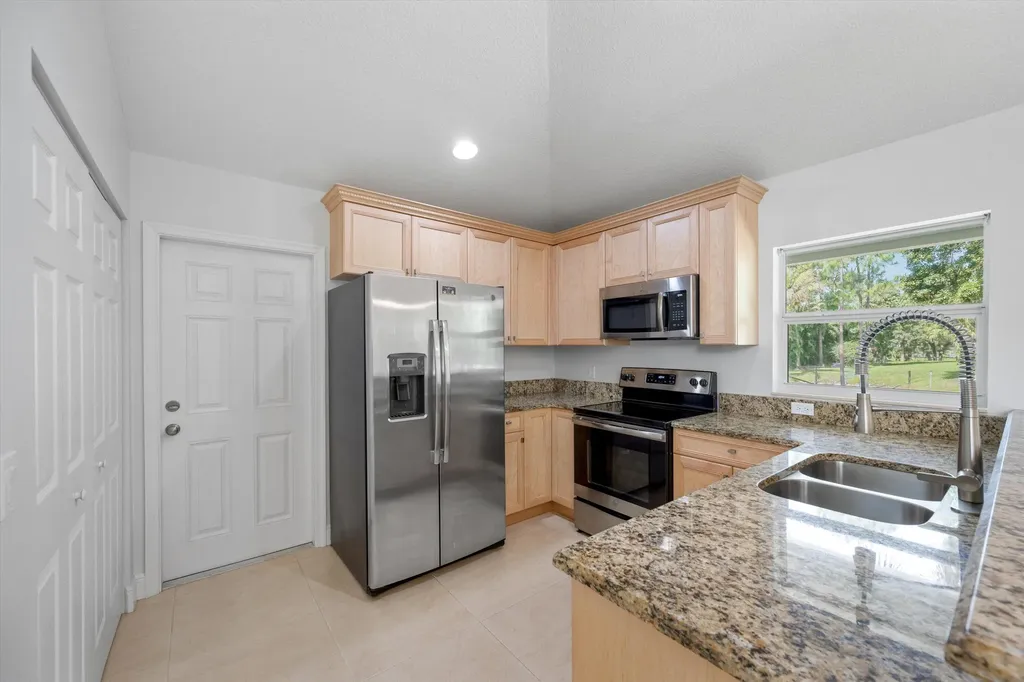 17038 N 61st Place Place N The Acreage FL 33470