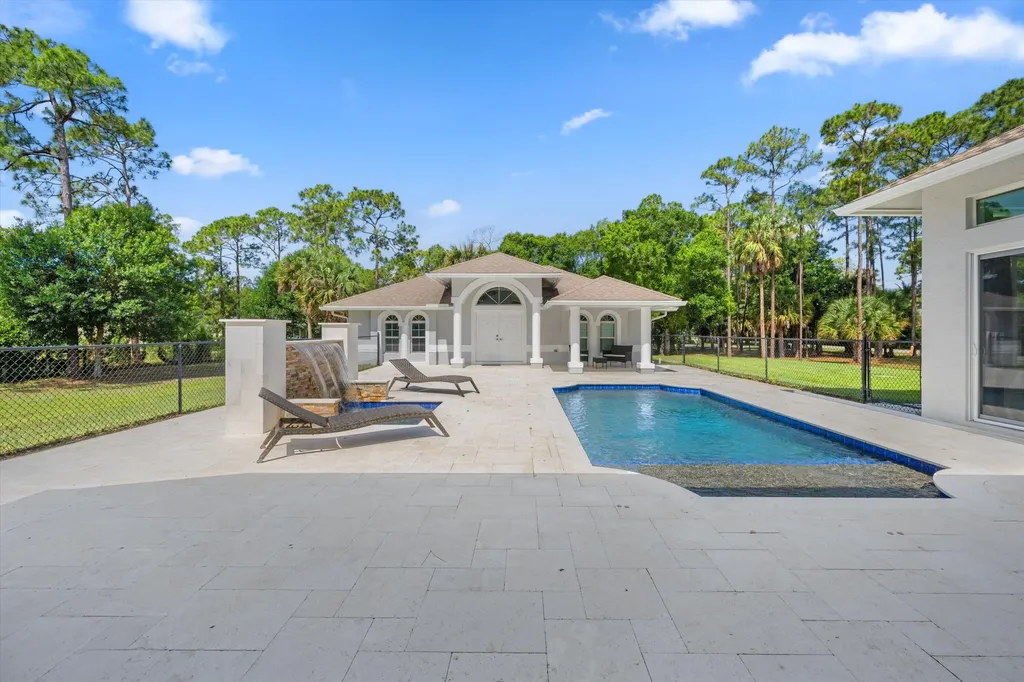 17038 N 61st Place Place N The Acreage FL 33470