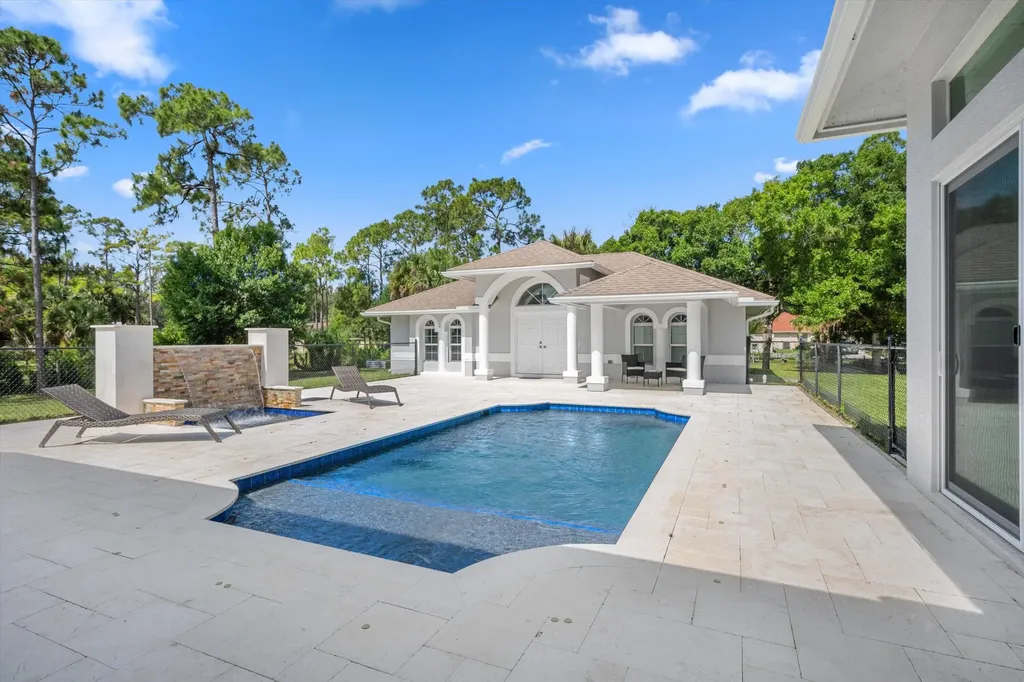 17038 N 61st Place Place N The Acreage FL 33470