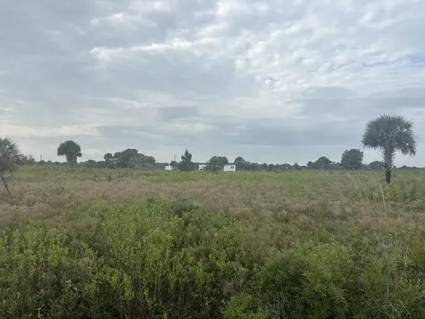 21072 NW 280th Street Okeechobee FL 34972