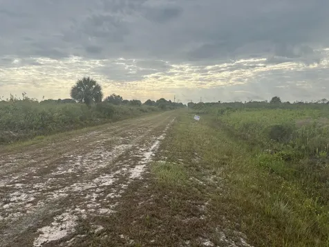 21072 NW 280th Street Okeechobee FL 34972
