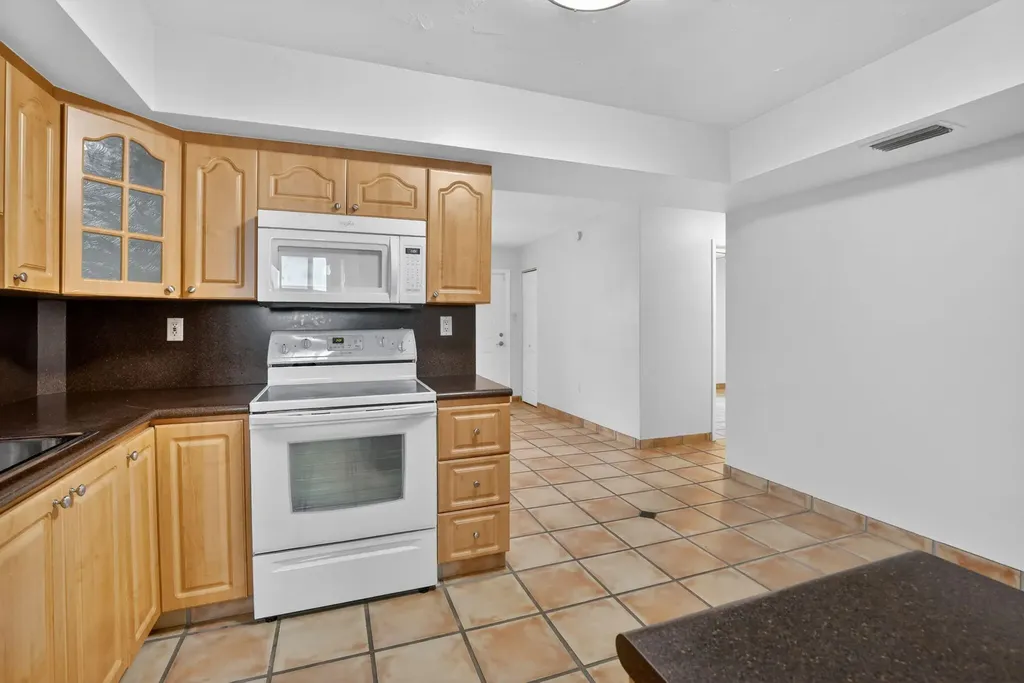 6281 Moseley Street Hollywood FL 33024