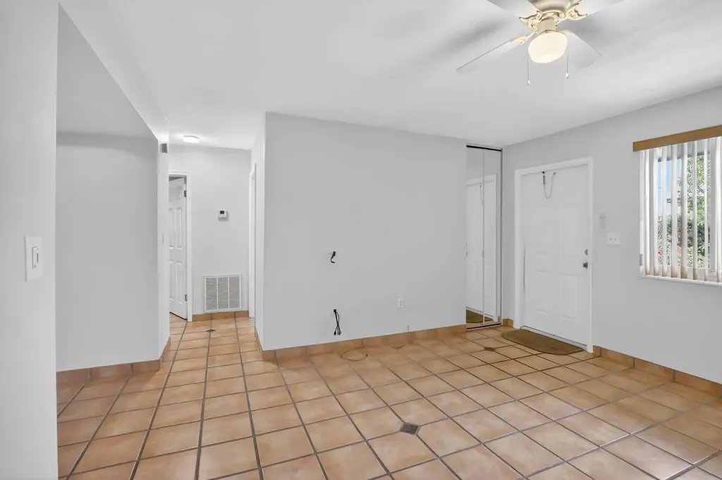 6281 Moseley Street Hollywood FL 33024