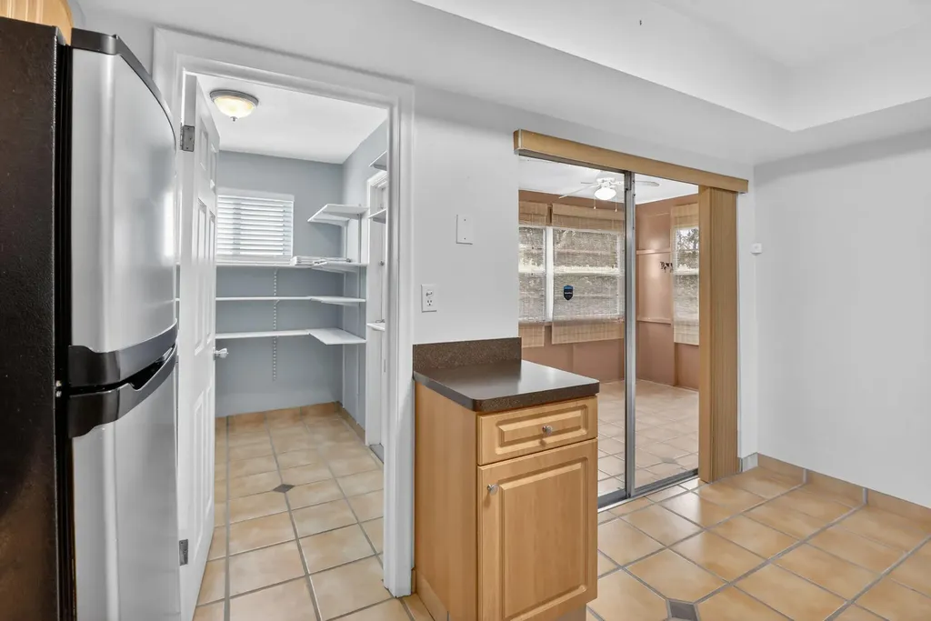 6281 Moseley Street Hollywood FL 33024