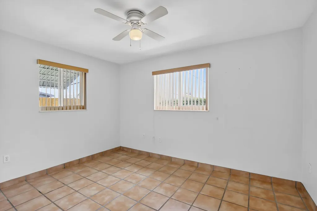 6281 Moseley Street Hollywood FL 33024