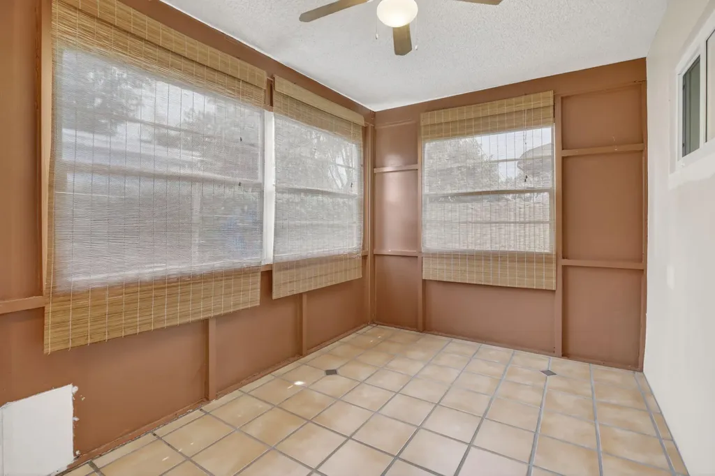 6281 Moseley Street Hollywood FL 33024