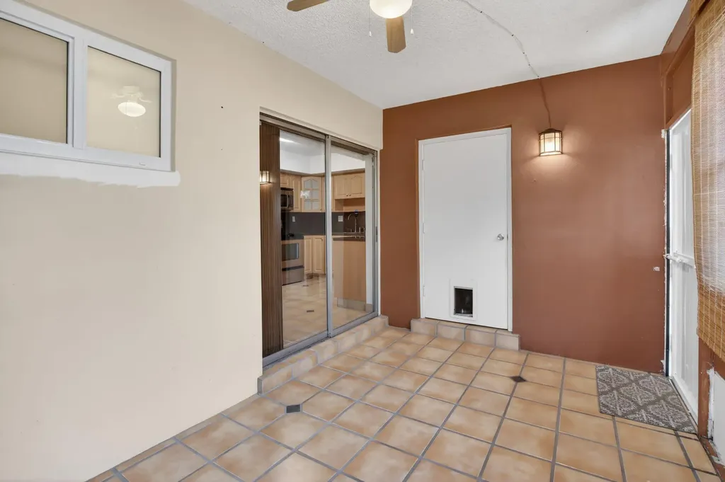 6281 Moseley Street Hollywood FL 33024