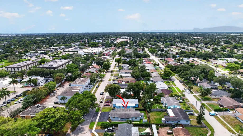 6281 Moseley Street Hollywood FL 33024