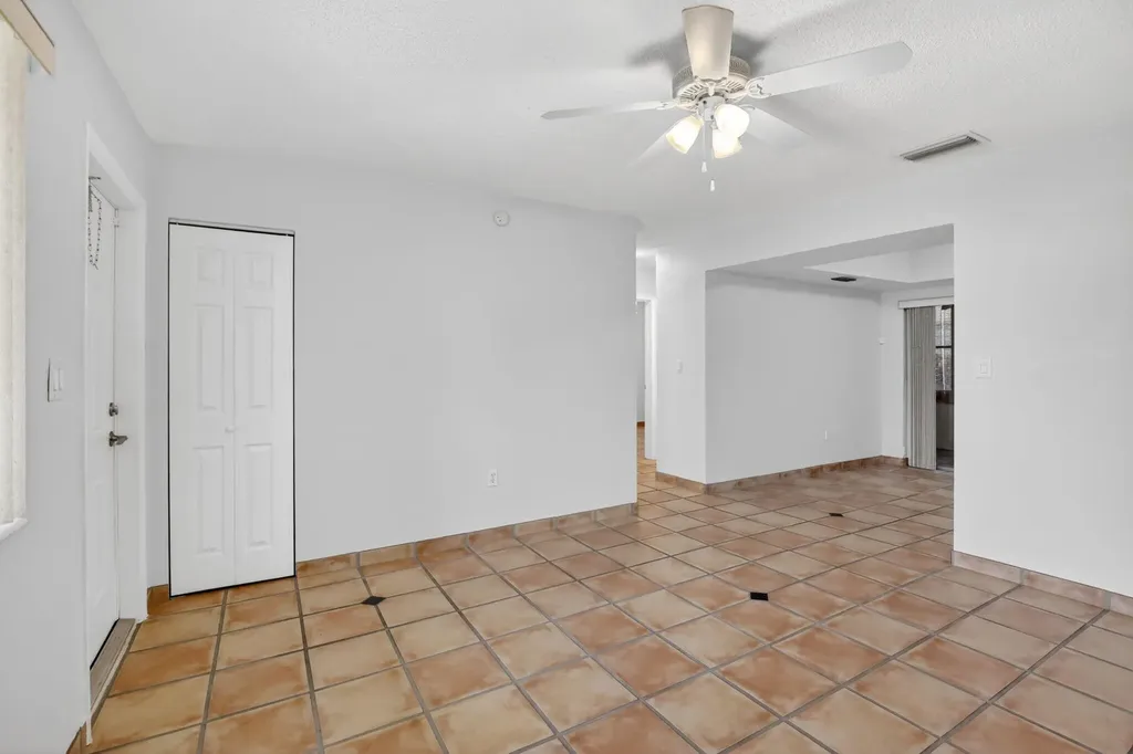6281 Moseley Street Hollywood FL 33024