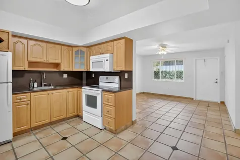 6281 Moseley Street Hollywood FL 33024