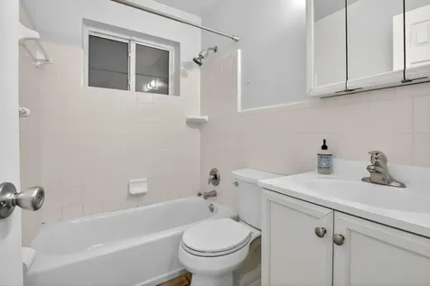 6281 Moseley Street Hollywood FL 33024