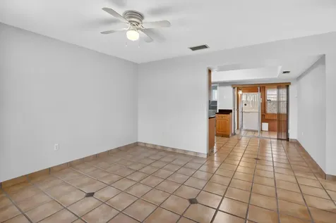 6281 Moseley Street Hollywood FL 33024