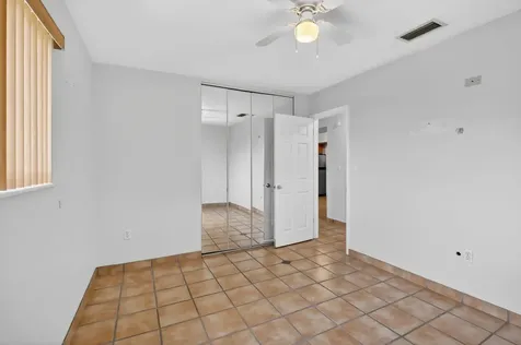 6281 Moseley Street Hollywood FL 33024
