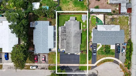 6281 Moseley Street Hollywood FL 33024