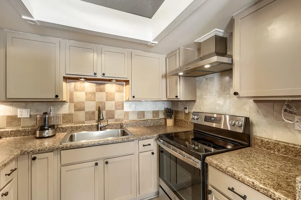 1231 The 12th Fairway Wellington FL 33414