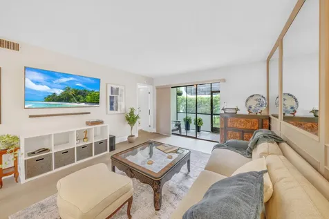 22136 Palms Way Boca Raton FL 33433