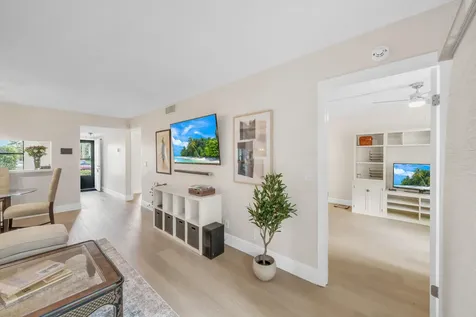 22136 Palms Way Boca Raton FL 33433
