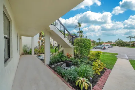 22136 Palms Way Boca Raton FL 33433
