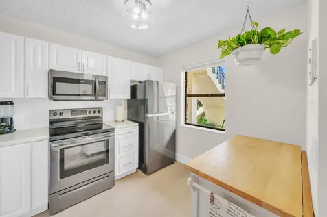 22136 Palms Way Boca Raton FL 33433