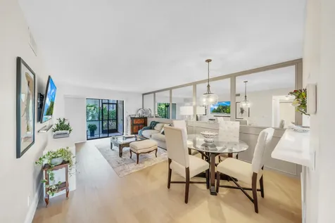 22136 Palms Way Boca Raton FL 33433