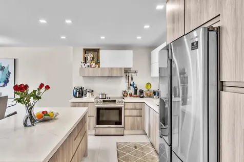 19390 Collins Avenue Sunny Isles Beach FL 33160