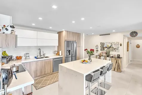19390 Collins Avenue Sunny Isles Beach FL 33160