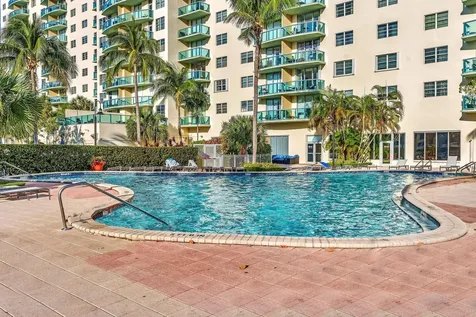19390 Collins Avenue Sunny Isles Beach FL 33160