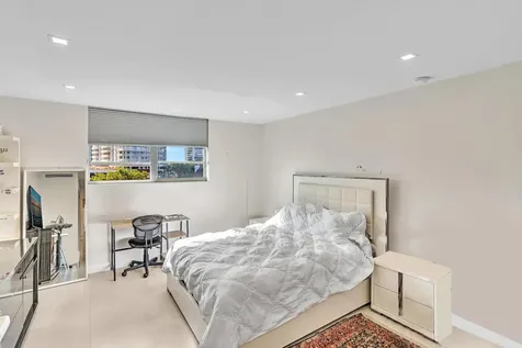 19390 Collins Avenue Sunny Isles Beach FL 33160
