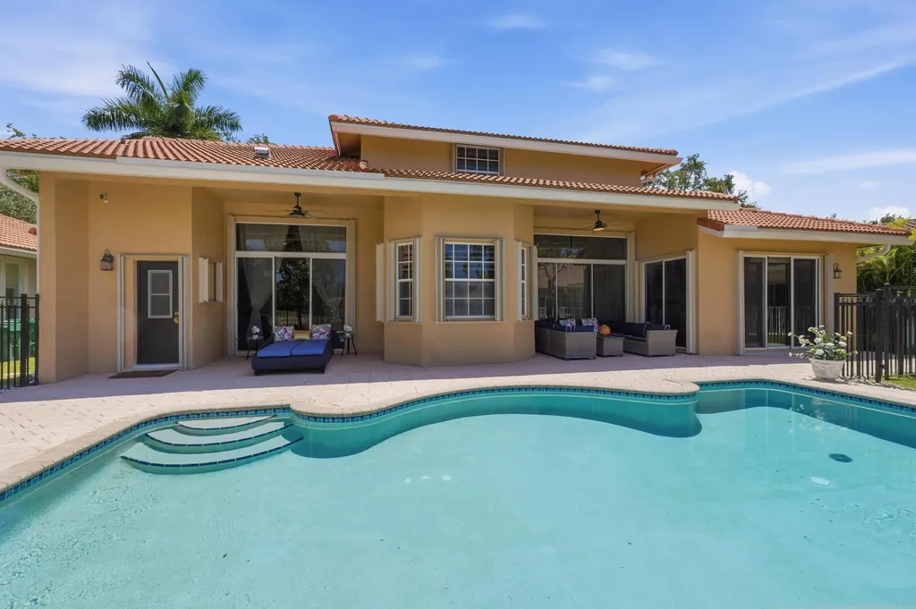 4978 Rothschild Drive Coral Springs FL 33067