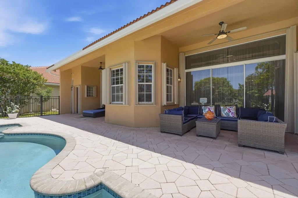 4978 Rothschild Drive Coral Springs FL 33067