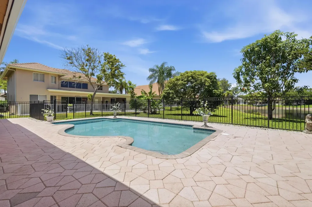 4978 Rothschild Drive Coral Springs FL 33067