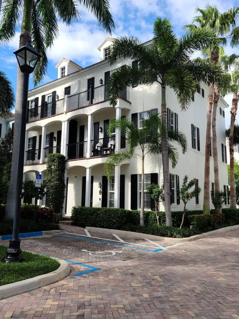 134 Madison Lane Delray Beach FL 33444