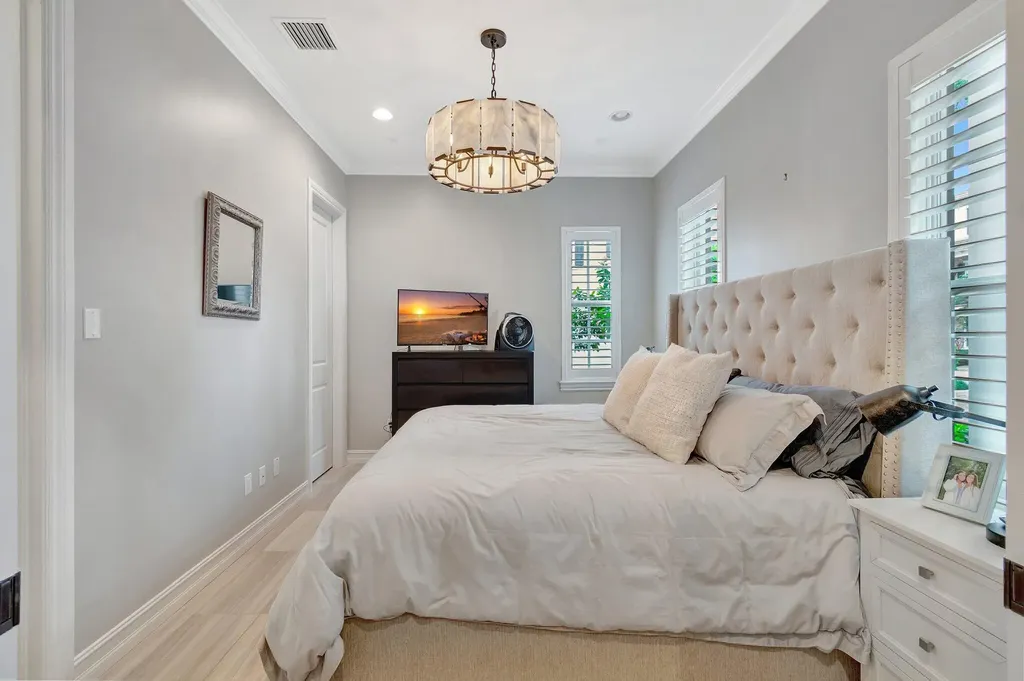 134 Madison Lane Delray Beach FL 33444