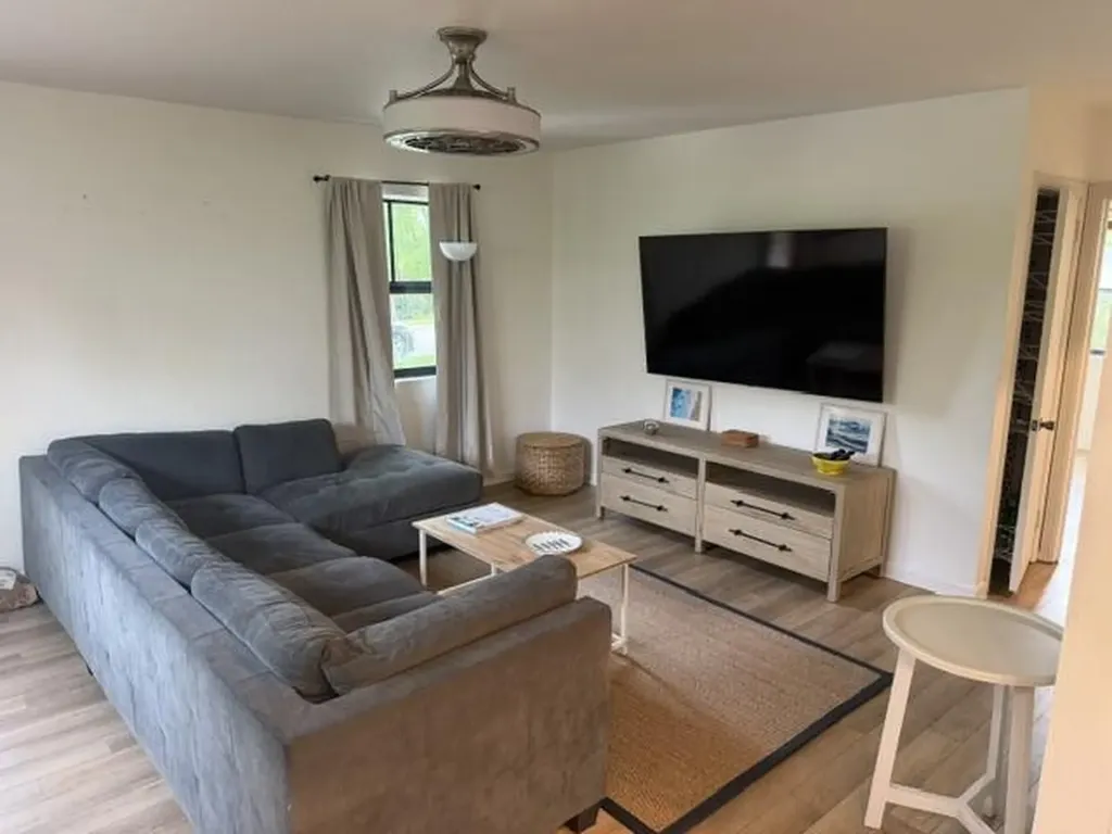 211 Princeton Drive Lake Worth Beach FL 33460