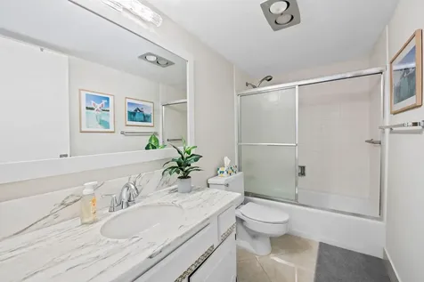 4900 N Ocean Lauderdale By The Sea FL 33308