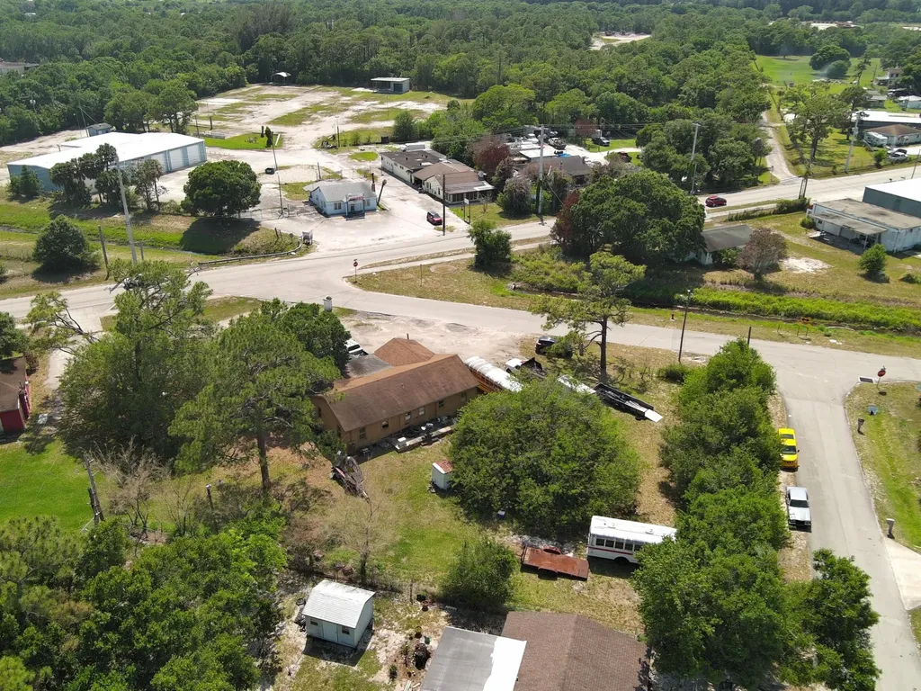 902 Angle Road Fort Pierce FL 34947