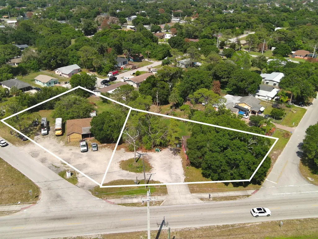 902 Angle Road Fort Pierce FL 34947