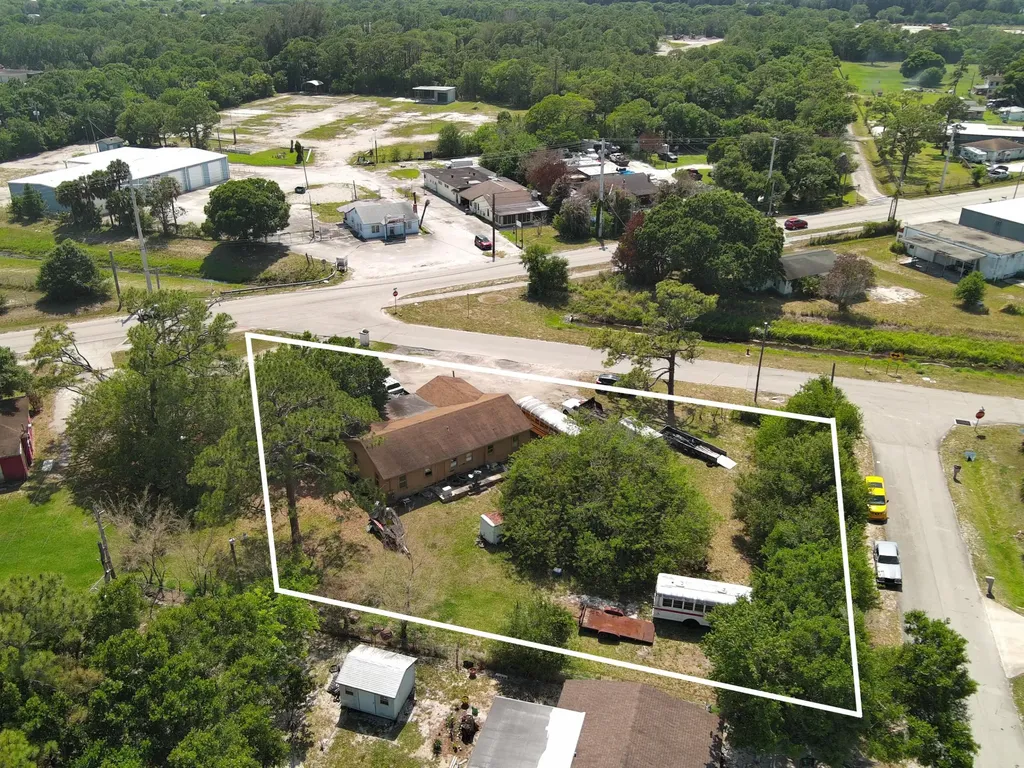 902 Angle Road Fort Pierce FL 34947