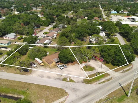 902 Angle Road Fort Pierce FL 34947