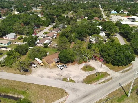 902 Angle Road Fort Pierce FL 34947