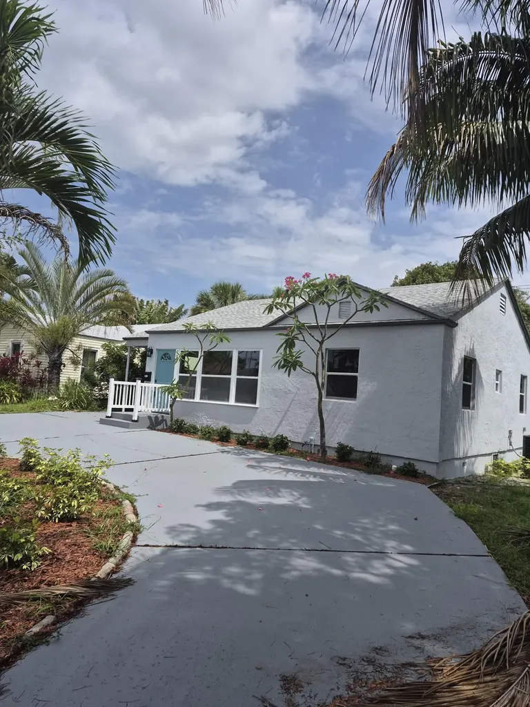 707 Hampton Road West Palm Beach FL 33405