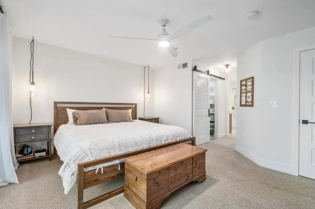 1100 Scotia Drive Hypoluxo FL 33462