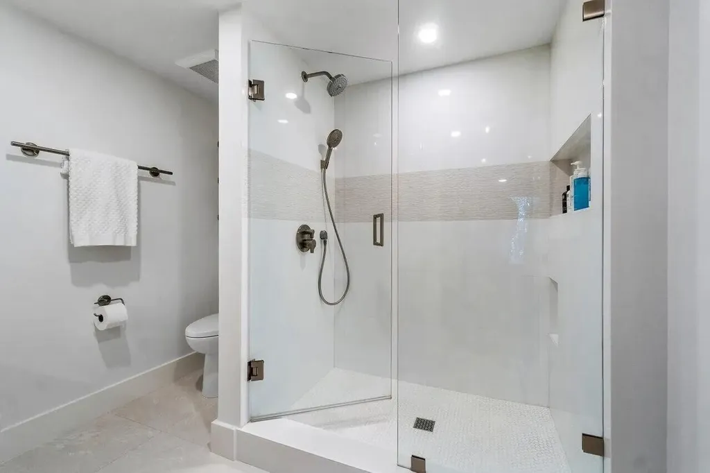 1100 Scotia Drive Hypoluxo FL 33462