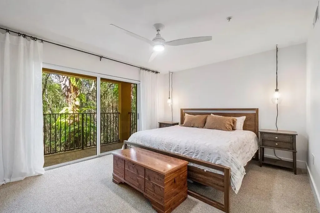 1100 Scotia Drive Hypoluxo FL 33462