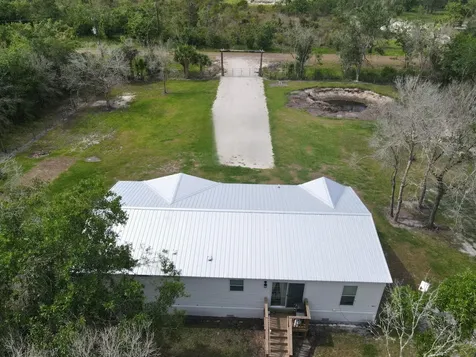 19411 NW 258th Street Okeechobee FL 34972