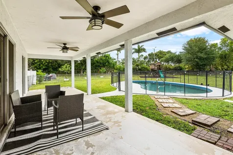 206 Parkwood Drive S Royal Palm Beach FL 33411