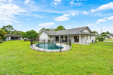 206 Parkwood Drive S Royal Palm Beach FL 33411