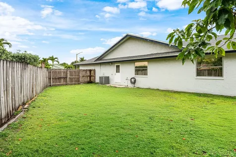 206 Parkwood Drive S Royal Palm Beach FL 33411