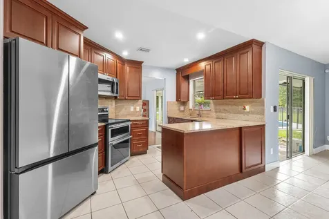 206 Parkwood Drive S Royal Palm Beach FL 33411